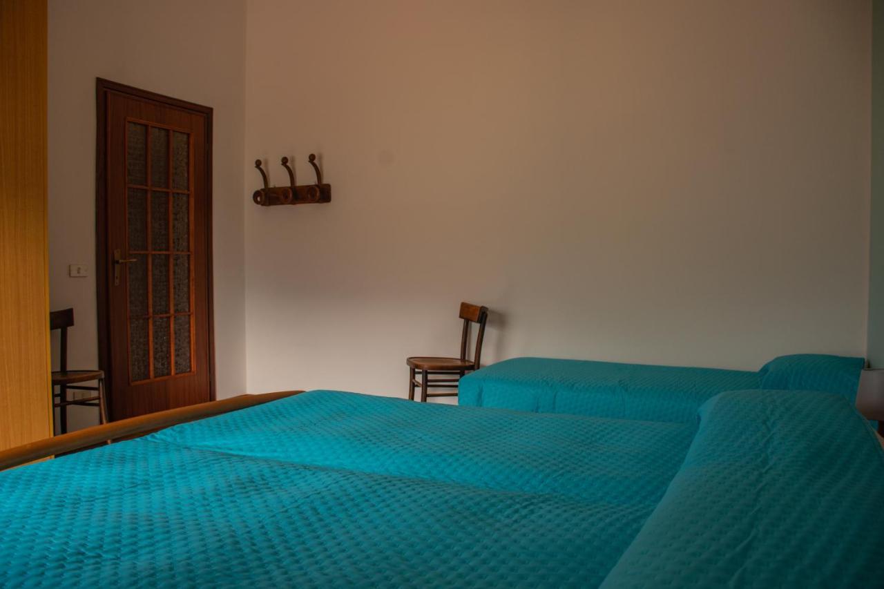 Da Zia Maria Casa Vacanze Monasterolo del Castello Bagian luar foto