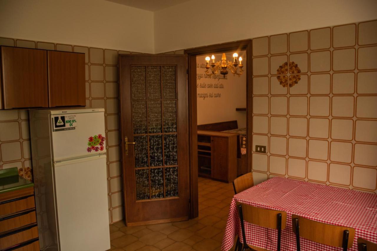 Da Zia Maria Casa Vacanze Monasterolo del Castello Bagian luar foto
